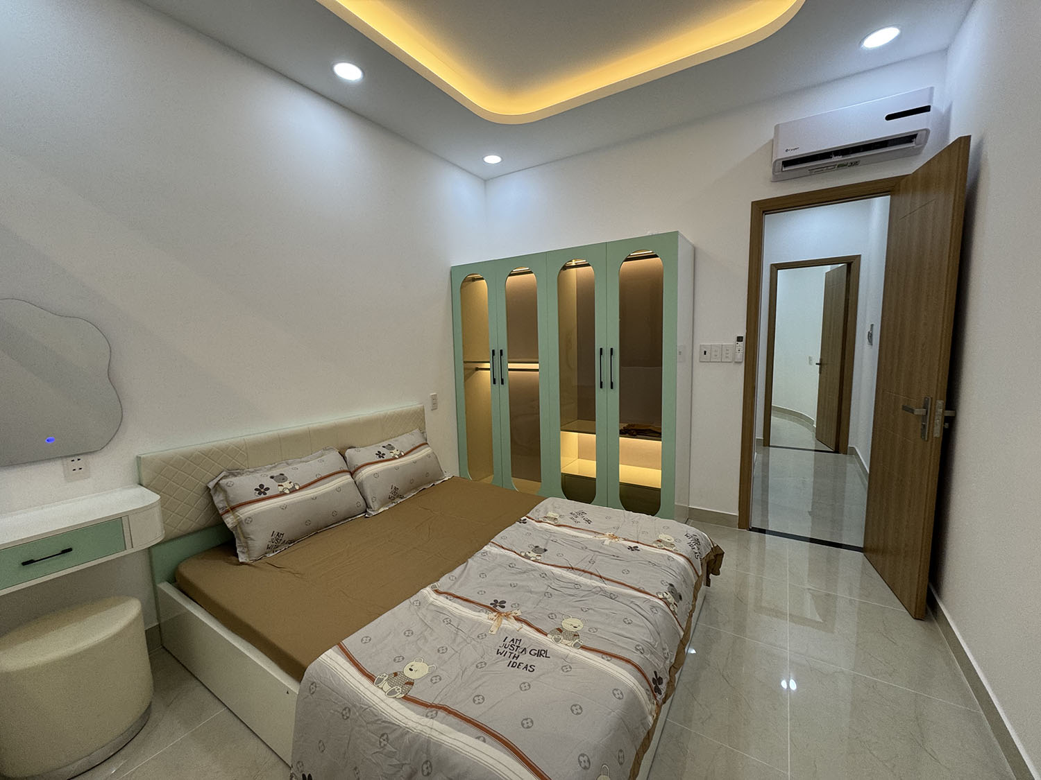 Luxury House 1 lầu đẹp lung linh, full nội thất cao cấp, có phòng tầng trệt khu VIP Hoàng Văn Thụ